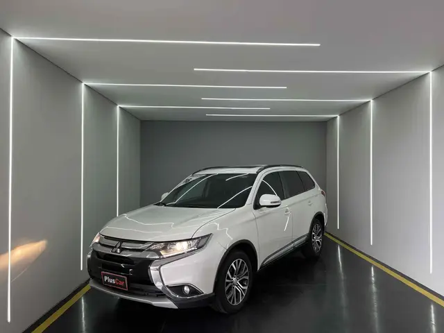 Carro Mitsubishi Outlander 2016 2.0 16V CVT