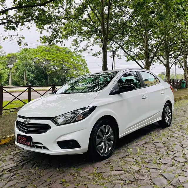 Carro Chevrolet Joy Plus 2021 Plus 1.0 8V Black Edition (Flex)