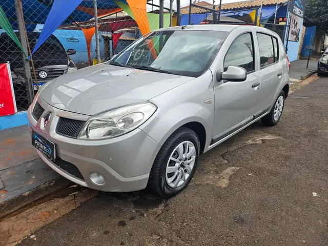 Carro Renault Sandero 2011 Expression 1.6 8V (flex)