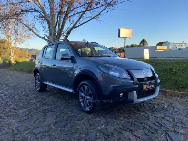 Carro Renault Sandero Stepway 2014 1.6 8V (flex)
