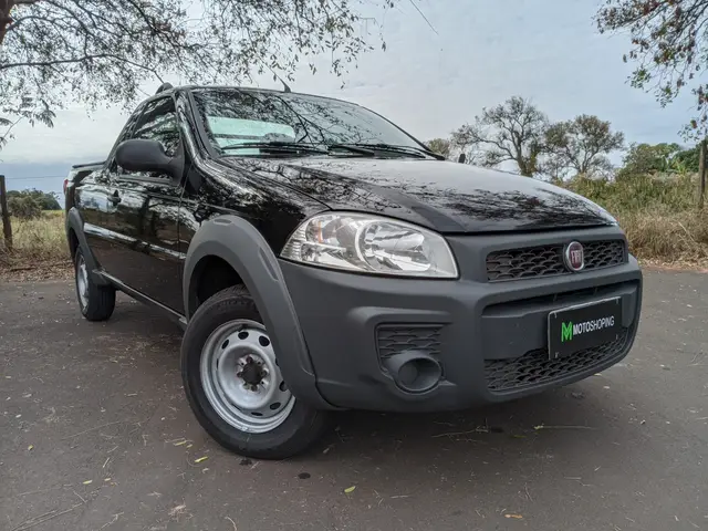 Carro Fiat Strada 2015 Working 1.4 (Flex)