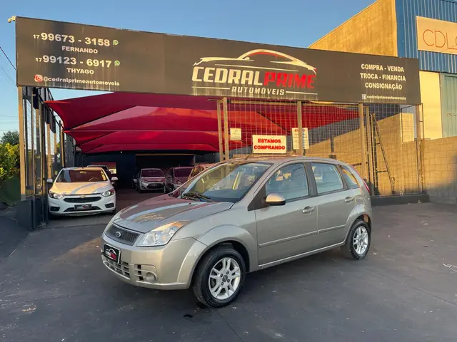 Carro Ford Fiesta Hatch 2008 1.6 (Flex)