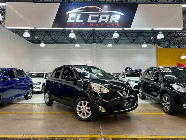 Carro Nissan March 2015 1.0 12V SV (Flex)