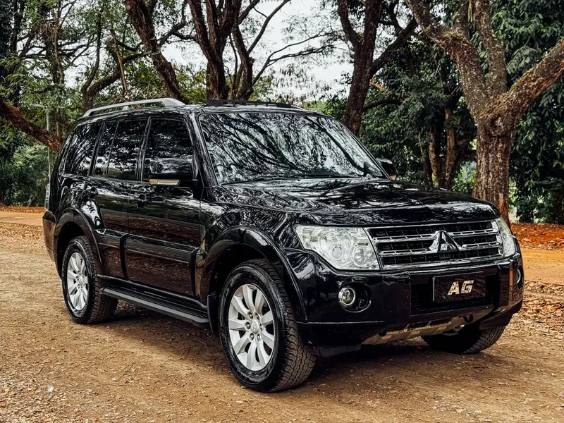 Mitsubishi Pajero Full 3.2 DI-D 5D HPE 4WD