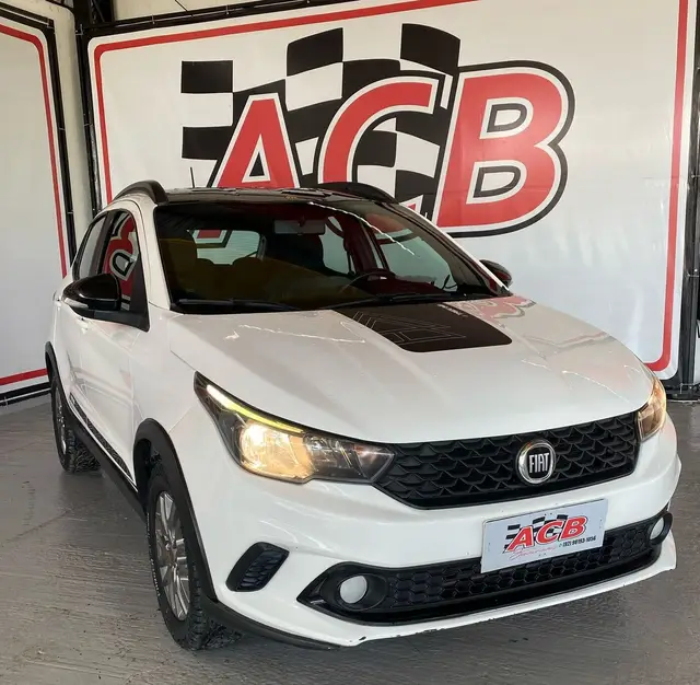 Carro Fiat Argo 2020 1.3 Trekking (Flex)