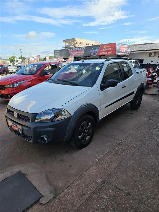 Carro Fiat Strada 2015 Working 1.4 (Flex) (Cabine Dupla)