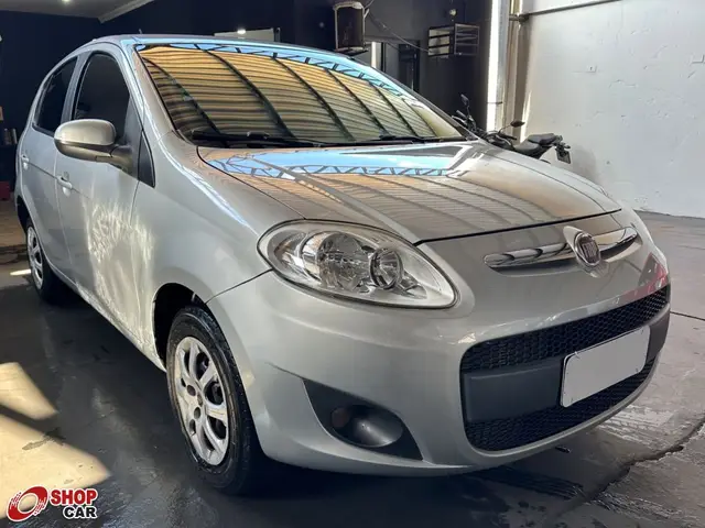 Carro Fiat Palio 2014 Attractive 1.4 8V (Flex)
