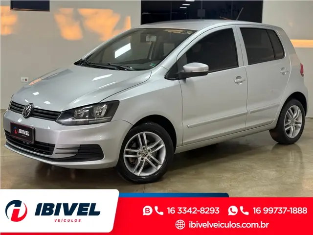 Carro Volkswagen Fox 2015 Trendline 1.6 MSI (Flex)