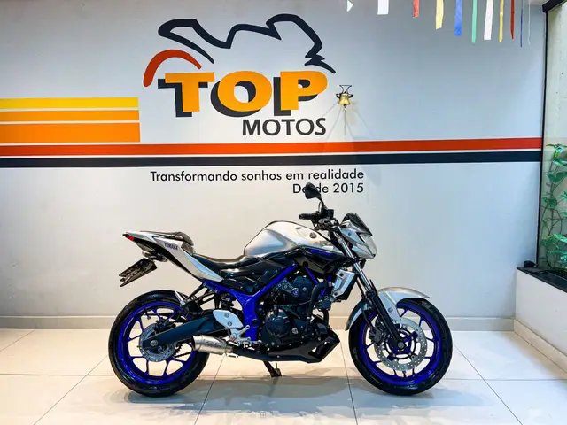 Moto Yamaha MT-03 2017 STD
