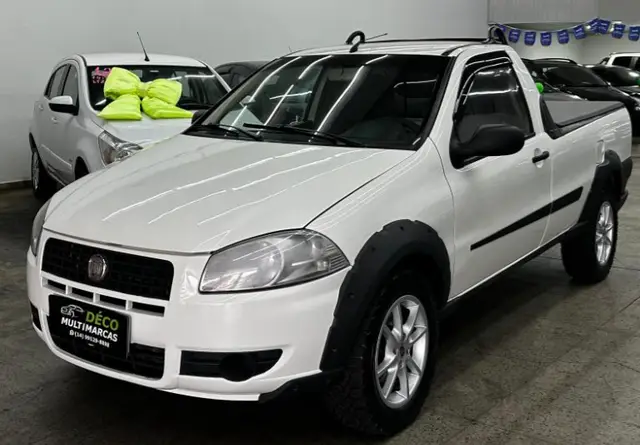 Carro Fiat Strada 2013 Working 1.4 (Flex)