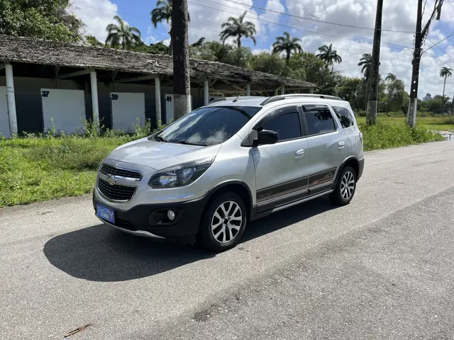 Carro Chevrolet Spin 2018 Activ 1.8 (Flex) (Aut)