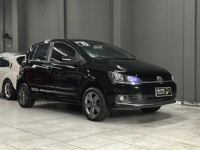 Carro Volkswagen Fox 2018 1.6 MSI Connect (Flex)