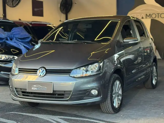 Carro Volkswagen Fox 2019 1.6 MSI Connect (Flex)