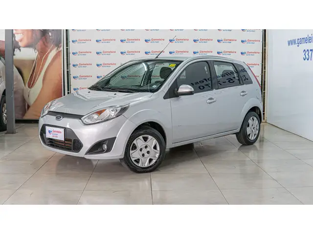 Carro Ford Fiesta Sedan 2014 SE 1.6 Rocam (Flex)
