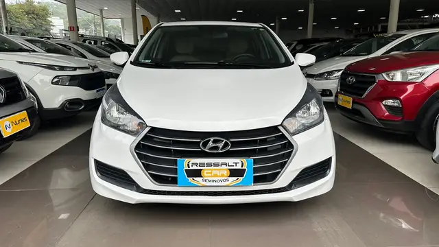 Carro Hyundai HB20S 2017 1.0 Comfort Style Turbo (Flex)