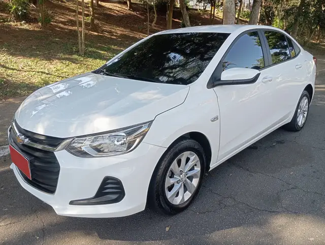 Carro Chevrolet Onix Plus 2021 1.0 LT Turbo (Flex)
