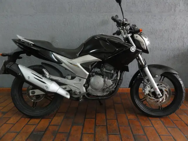 Moto Yamaha YS 250 Fazer 2012 YS 250 FAZER/ FAZER L. EDITION /BLUEFLEX