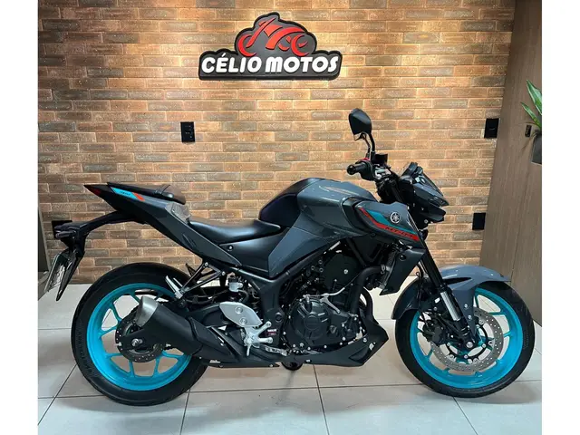 Moto Yamaha MT-03 2024 ABS