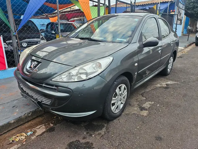 Carro Peugeot 207 Sedan 2009 207 Passion XR 1.4 8V (flex)