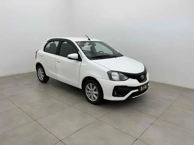 Carro Toyota Etios 2020 X Plus 1.5 (Aut) (Flex)