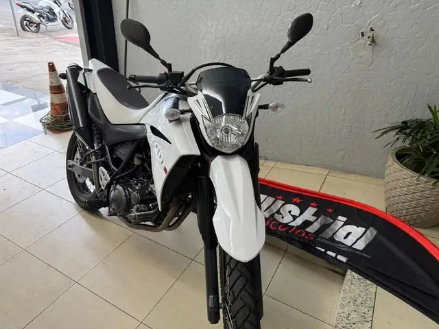 Moto Yamaha XT 660 R 2013 660 cc