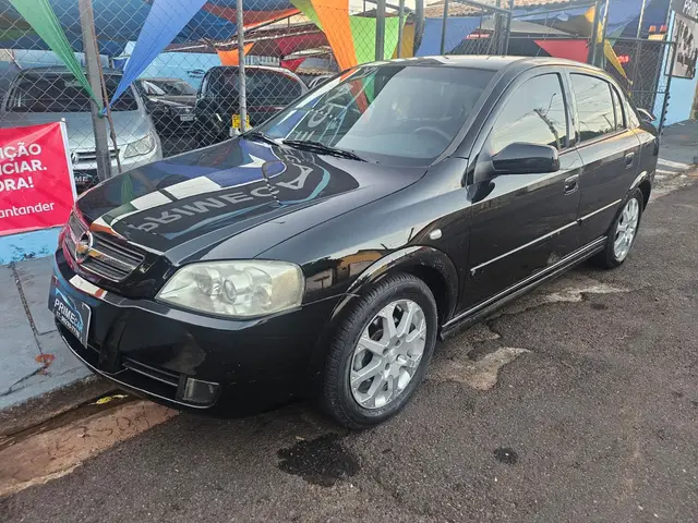 Carro Chevrolet Astra Hatch 2011 Advantage 2.0 (Flex)