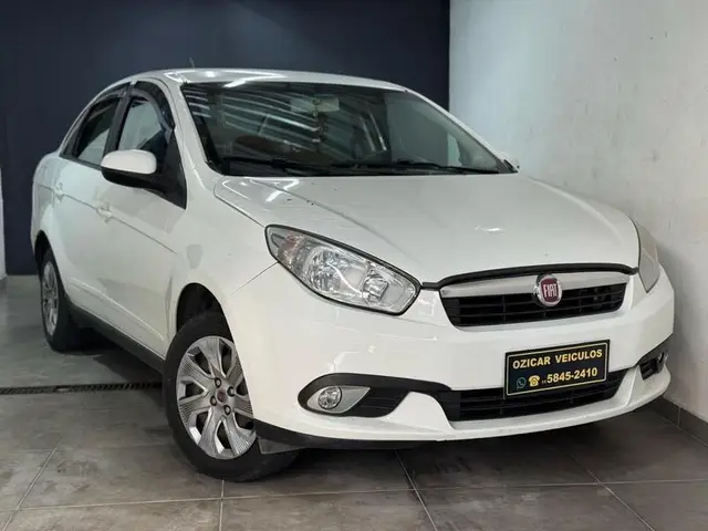 Carro Fiat Grand Siena 2016 Tetrafuel 1.4 8V