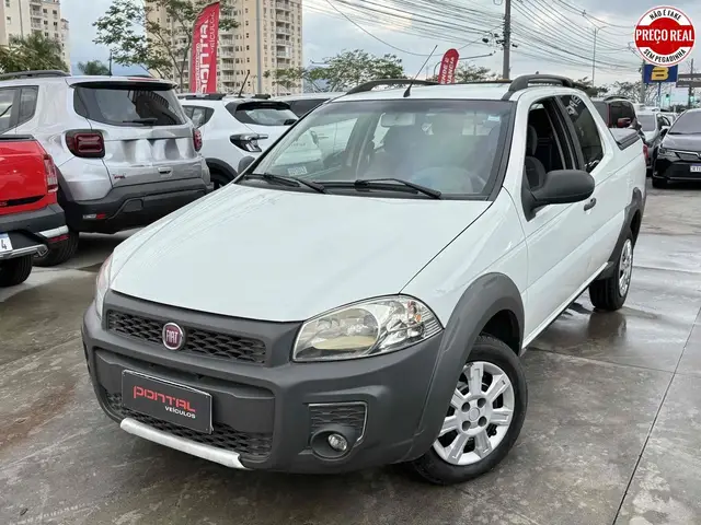 Carro Fiat Strada 2016 Working 1.4 (Flex) (Cabine Dupla)