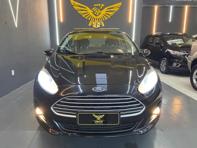 Carro Ford New Fiesta Sedan 2015 1.6 SE (Flex)
