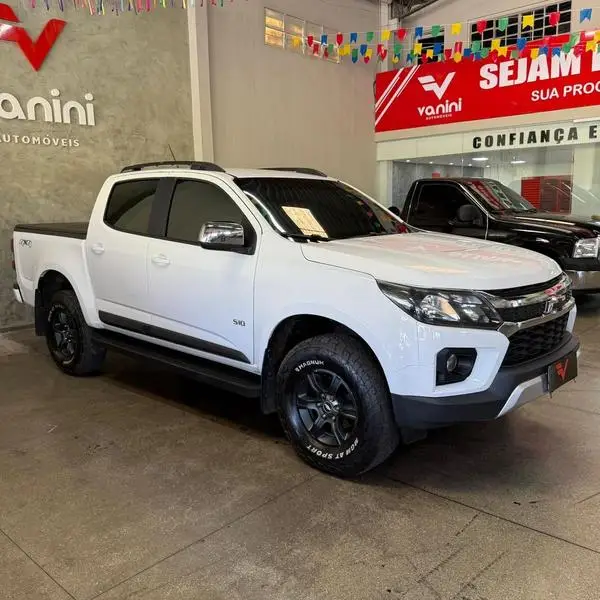 Carro Chevrolet S10 Cabine Dupla 2021 S10 2.8 CTDI LS 4WD (Cabine Dupla)