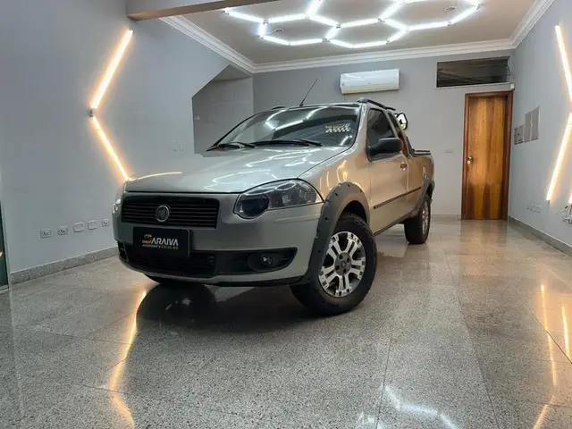 Carro Fiat Strada 2009 Trekking 1.4 (Flex)