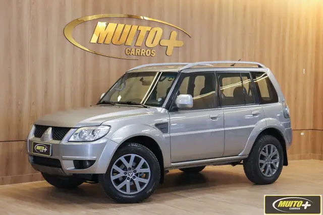 Carro Mitsubishi Pajero TR4 2013 2.0 16V 4x2 (Flex) (Aut)