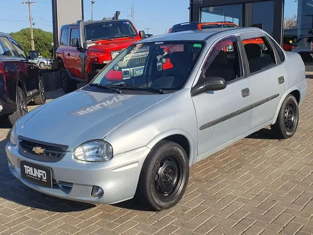 Carro Chevrolet Classic 2010 LS 1.0 VHCE (Flex)