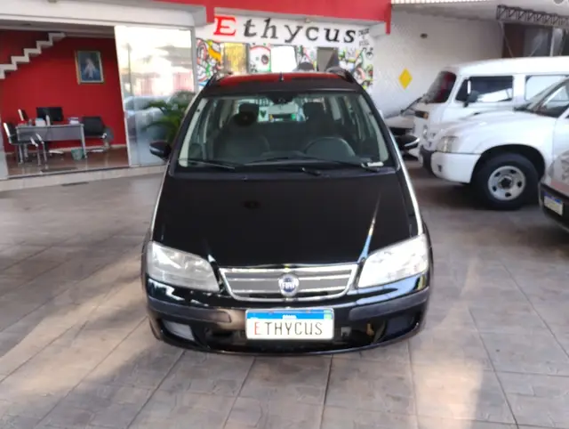 Carro Fiat Idea 2006 ELX 1.4 (Flex)