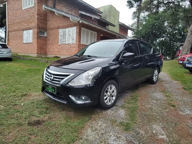 Carro Nissan Versa 2016 SV 1.6 16V Flex Fuel 4p Mec.