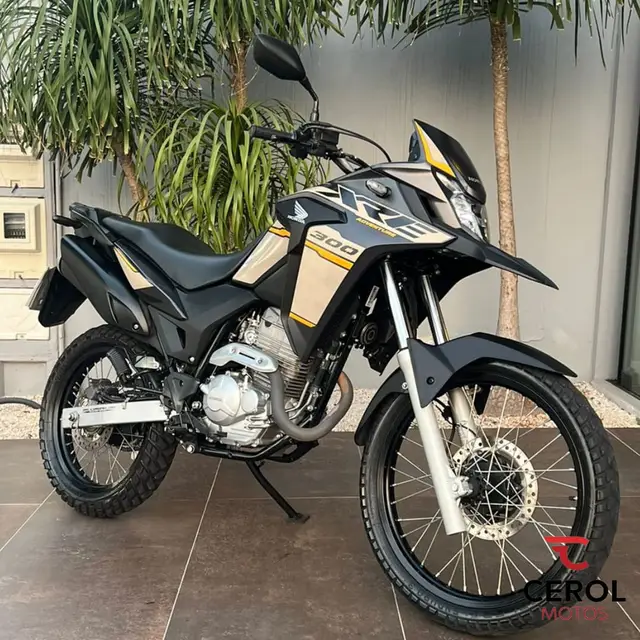 Moto Honda XRE 300 2023 ABS