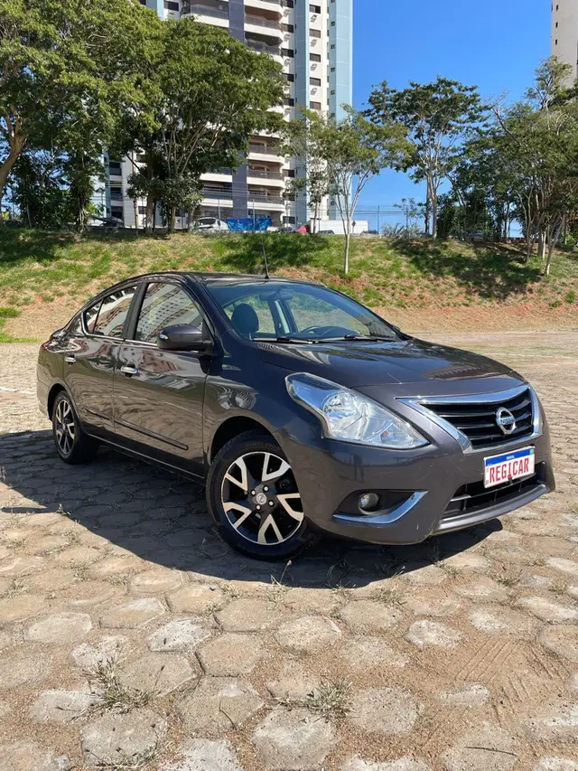 Carro Nissan Versa 2017 1.6 16V Unique CVT (Flex)