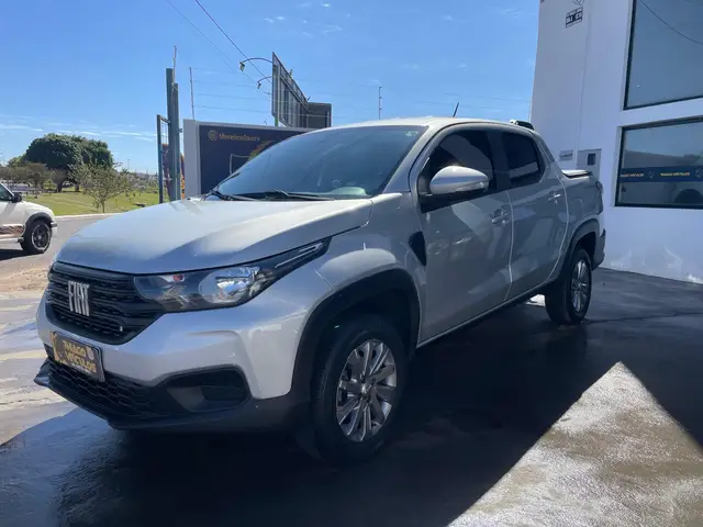 Carro Fiat Strada 2023 Freedom 1.3 CD (Flex)