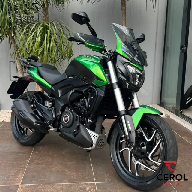 Moto Bajaj Dominar 400 2023 D400 T