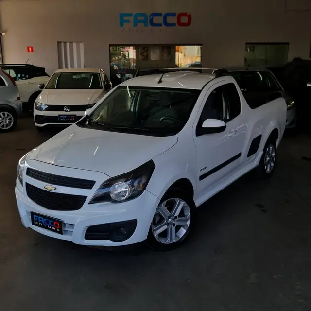 Carro Chevrolet Montana 2018 Sport 1.4 (Flex)
