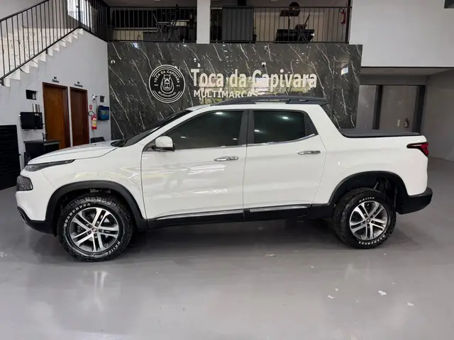 Carro Fiat Toro 2017 Freedom 1.8 AT6 4x2 (Flex)