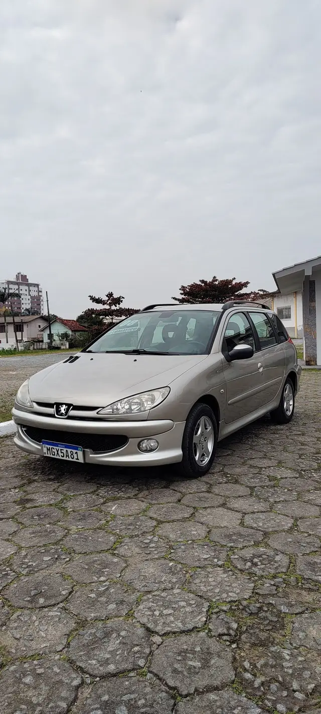 Carro Peugeot 206 2008 Hatch. Feline Automatic 1.6 16V (flex)