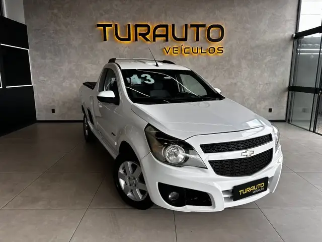 Carro Chevrolet Montana 2013 Sport 1.4 (Flex)