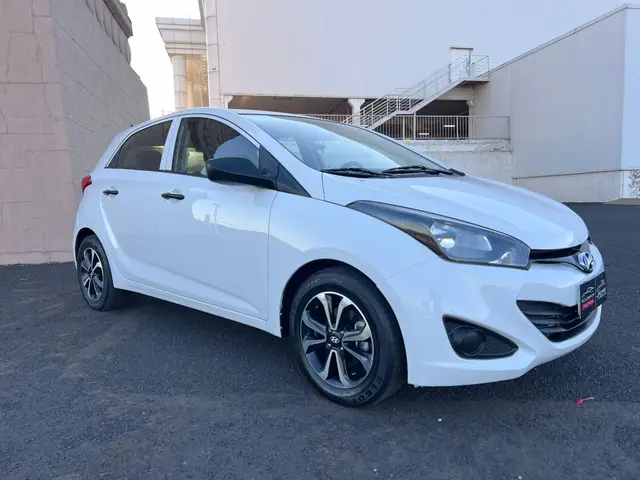 Carro Hyundai HB20 2013 1.0 Comfort Plus (Flex)