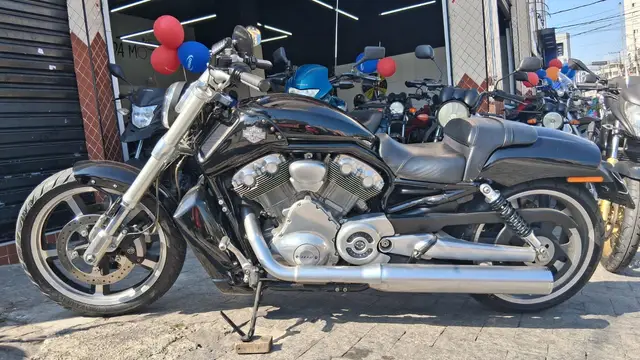 Moto Harley-Davidson V Rod Custom 2014 V Rod Muscle