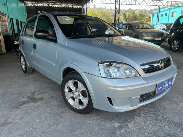 Carro Chevrolet Corsa Hatch 2012 Maxx 1.4 (Flex)