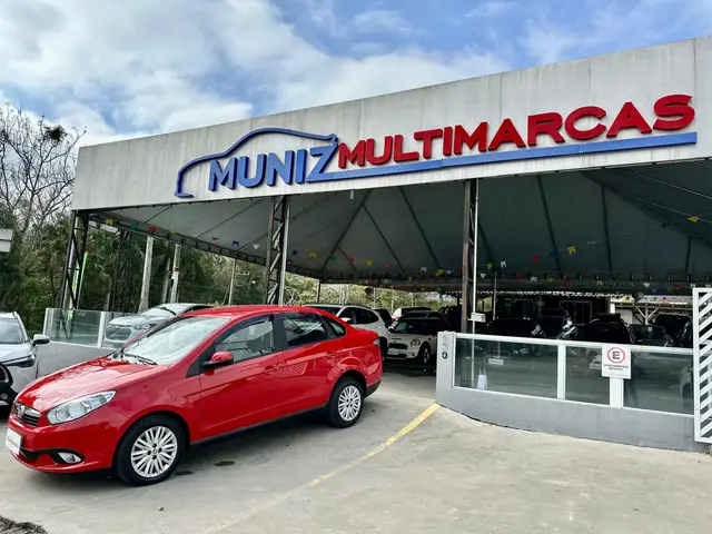 Carro Fiat Grand Siena 2016 Evo Attractive 1.4 8V (Flex)