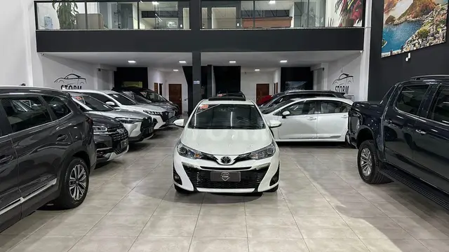 Carro Toyota Yaris 2019 1.5 XLS CVT (Flex)