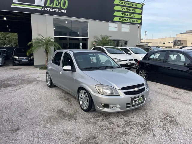 Carro Chevrolet Celta 2013 LT 1.0 (Flex)
