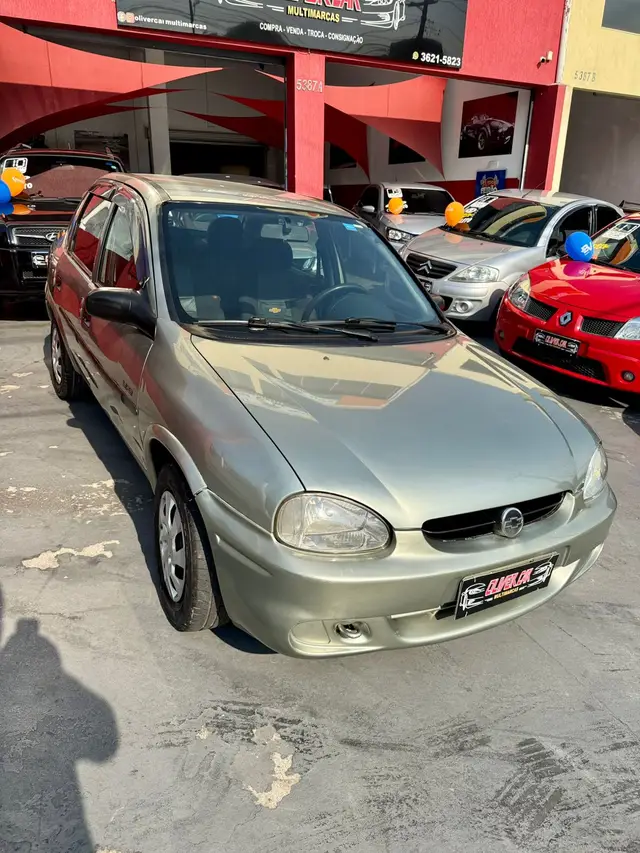 Carro Chevrolet Classic 2006 Corsa Sedan  Life 1.0 VHC